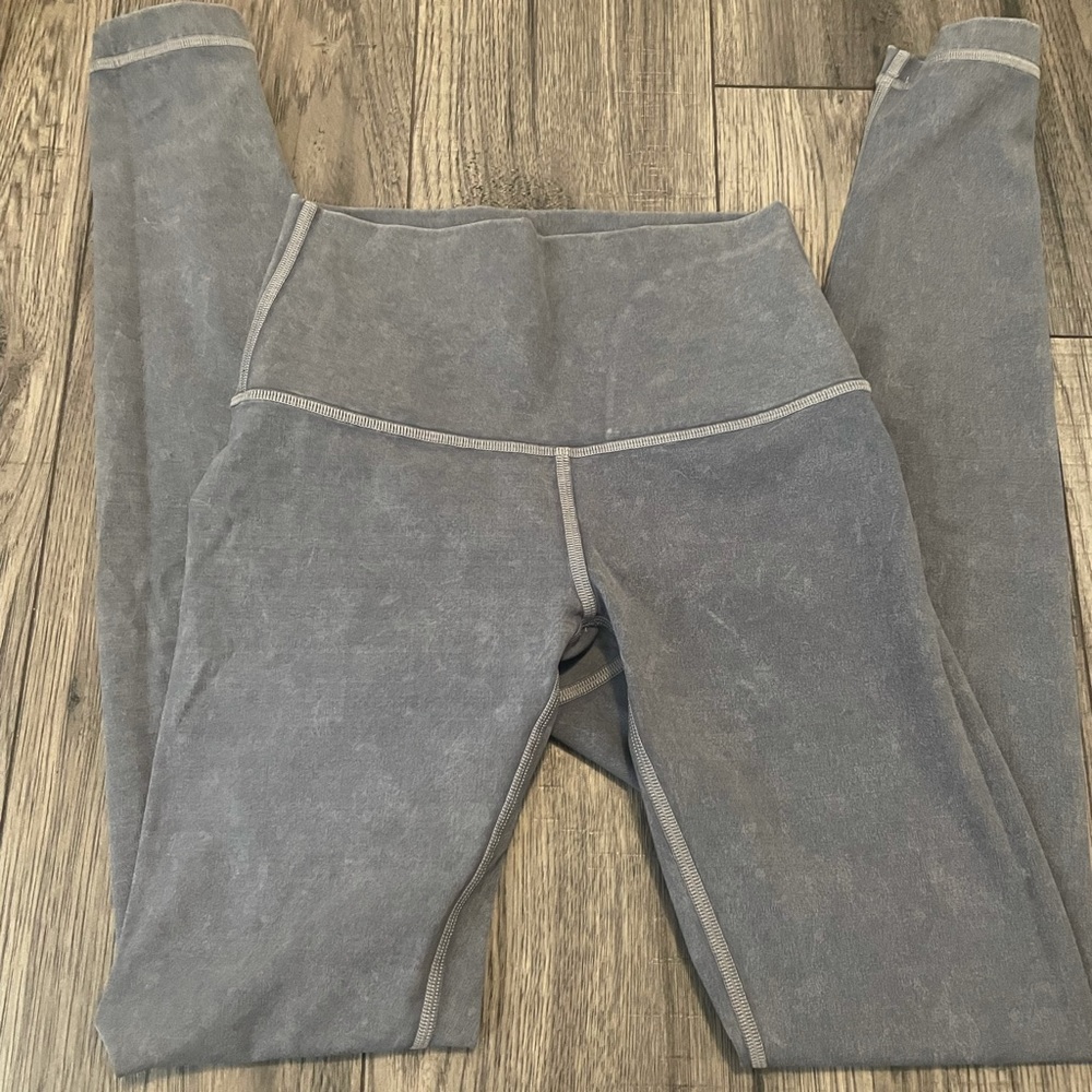 Vintage grey Lulu lemon size 2 leggings